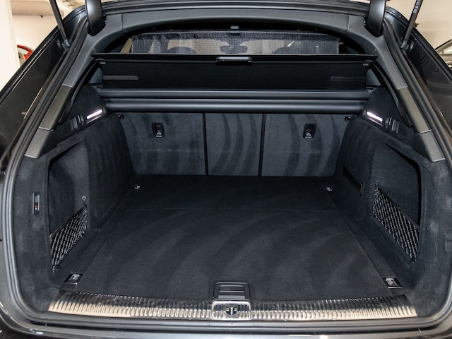 Audi A4 40 TFSI Avant S-Tronic