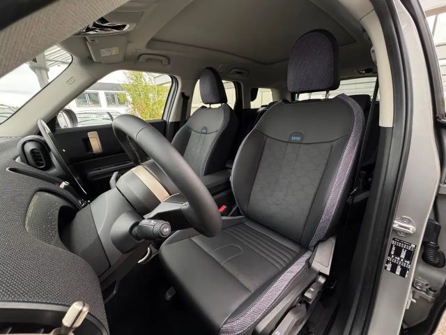 MINI Cooper Countryman Cooper C Countryman Classic Trim Paket M