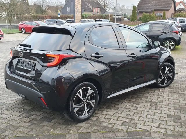 Toyota Yaris Hatchback Hybride VVT-i
