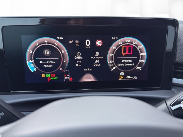Volkswagen T-Roc 1.5l eTSI MATRIX+CARPLAY+AEREA+HEAD