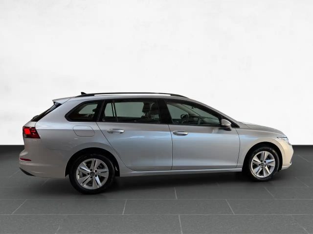 Volkswagen Golf 1.5 eTSI DSG Life Variant