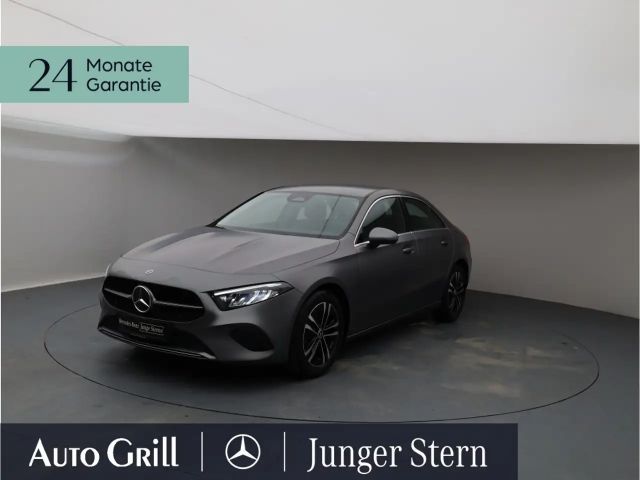 Mercedes-Benz A 200 Progressive