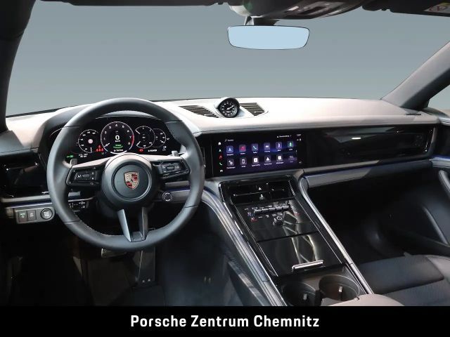Porsche Panamera 4 E-Hybrid