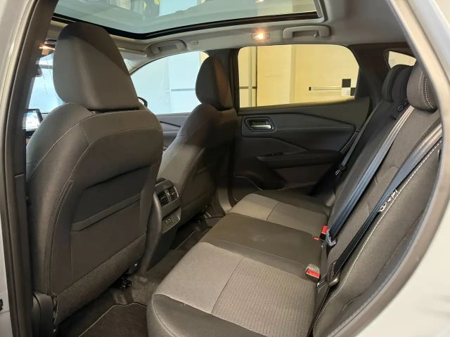 Nissan Qashqai Black Editon 190PS e-Power /NAVI/SHZ/PANO/HEAD-UP