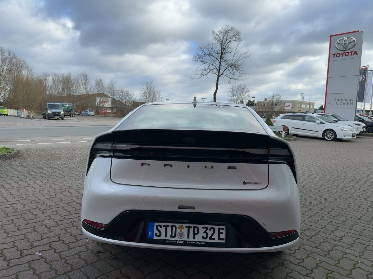 Toyota Prius 5-deurs Executive Plug-in