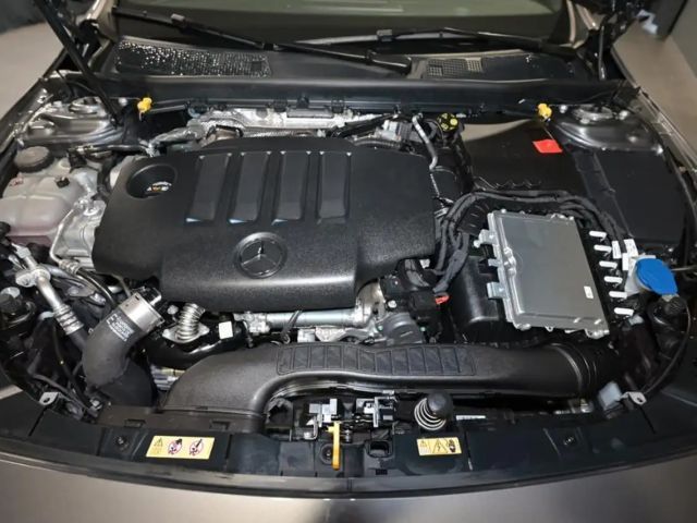 Mercedes-Benz A 200 A 200 d Progressive