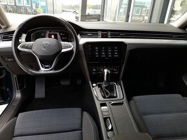 Volkswagen Passat DSG GTE Variant