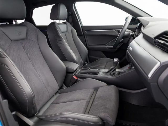 Audi Q3 35 TDI S-Line