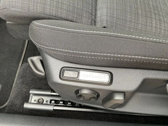 Volkswagen Passat 2.0 TDI Business DSG Variant