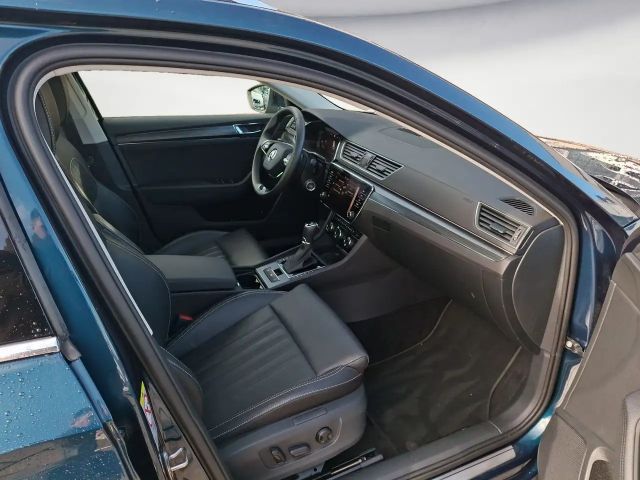 Skoda Superb 2.0 TDI Combi