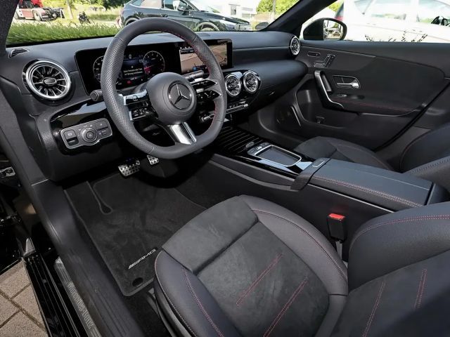 Mercedes-Benz A 200 AMG Line