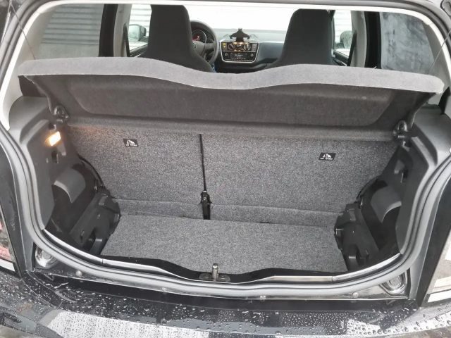 Volkswagen up! 1.0 PDC KAMERA SHZ RA