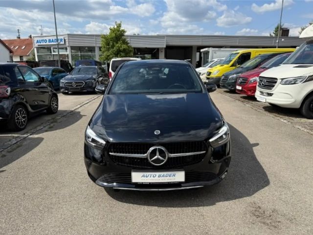 Mercedes-Benz B 180 Progressive