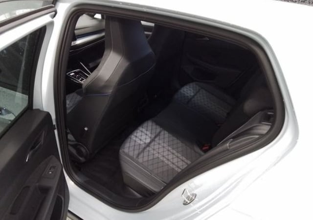 Volkswagen Golf 2.0 TSI DSG R-Line