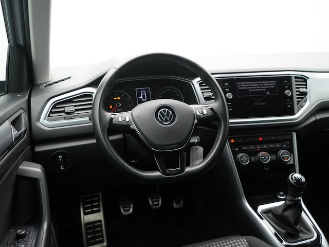 Volkswagen T-Roc T-Roc Active  NAVI SHZ CARPLAY PDC