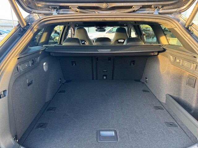 Volkswagen Passat 2.0 TDI IQ.Drive R-Line