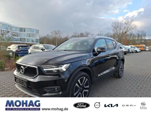 Volvo XC40 Momentum T3