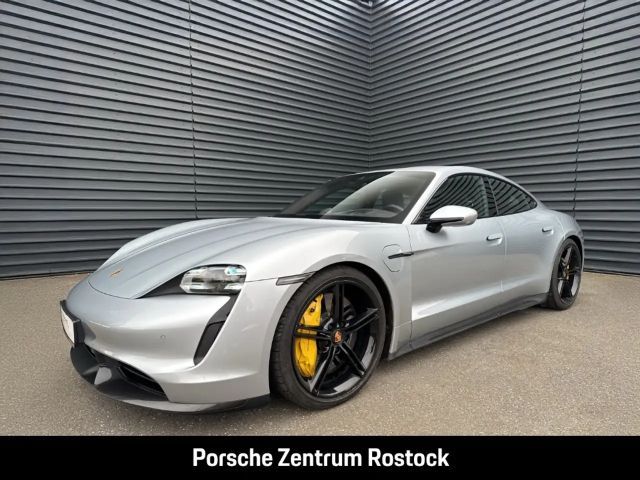 Porsche Taycan S Turbo