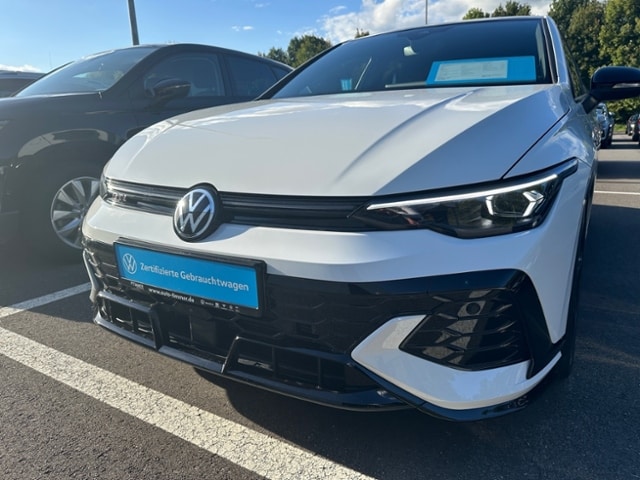 Volkswagen Golf 2.0 TSI DSG Golf VIII IQ.Drive