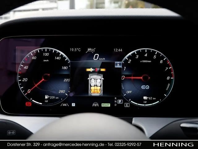 Mercedes-Benz E 300 AMG Line E 300 e Estate