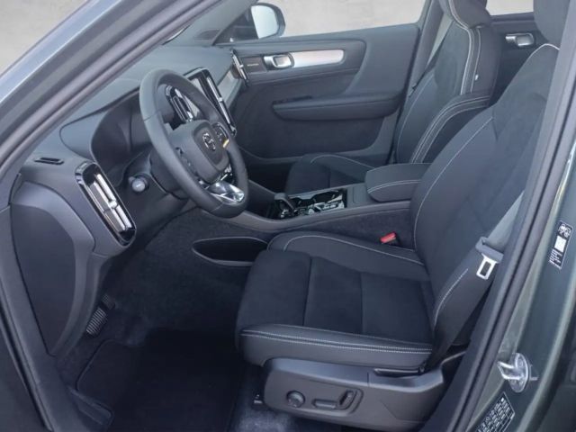 Volvo XC40 Dark Plus