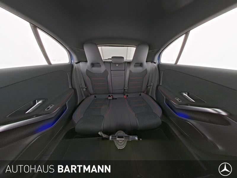 Mercedes-Benz A 250 4MATIC AMG Line