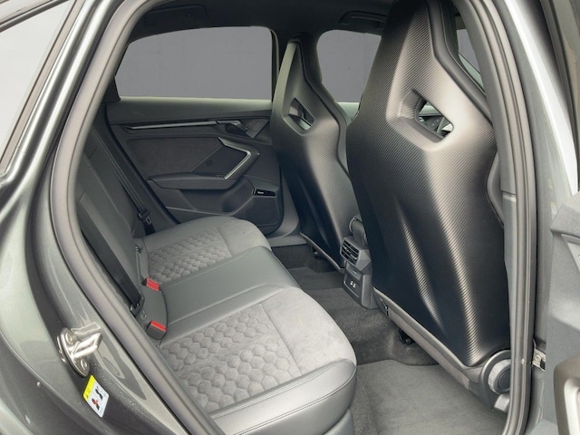 Audi RS3 Quattro S-Tronic Sedan