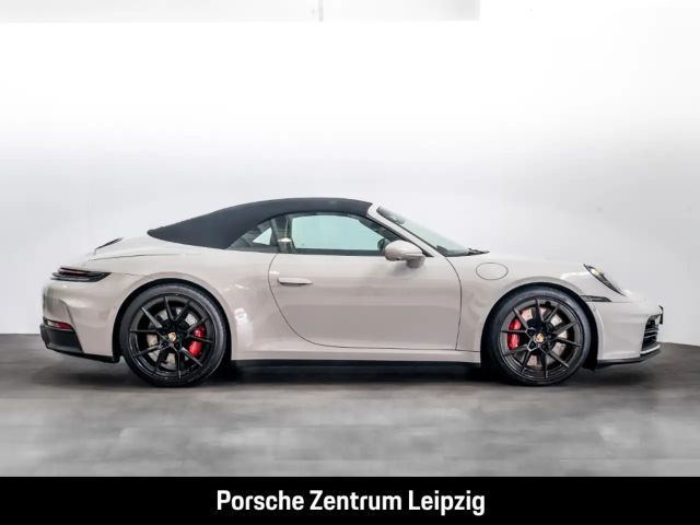 Porsche 992 Cabrio Carrera S