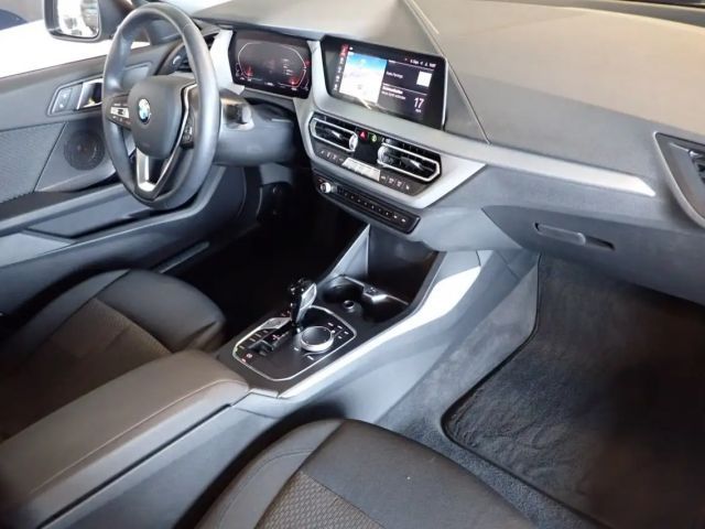 BMW 120 120d Sedan xDrive