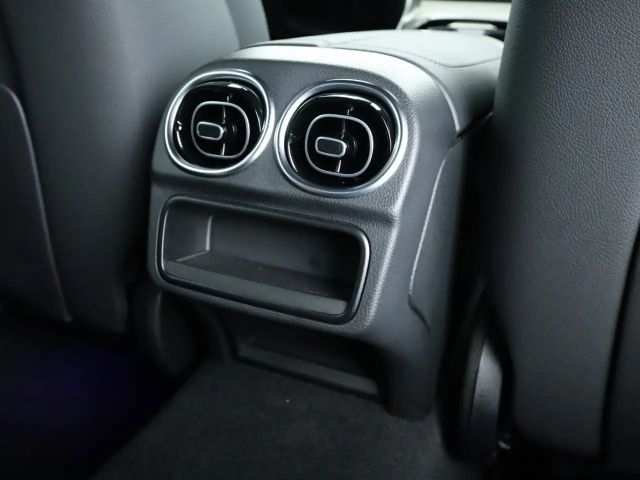 Mercedes-Benz C 300 AMG Line C 300 d Sedan