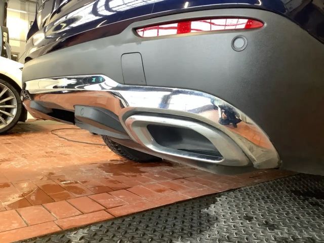 Mercedes-Benz GLC 300 4MATIC AMG Line