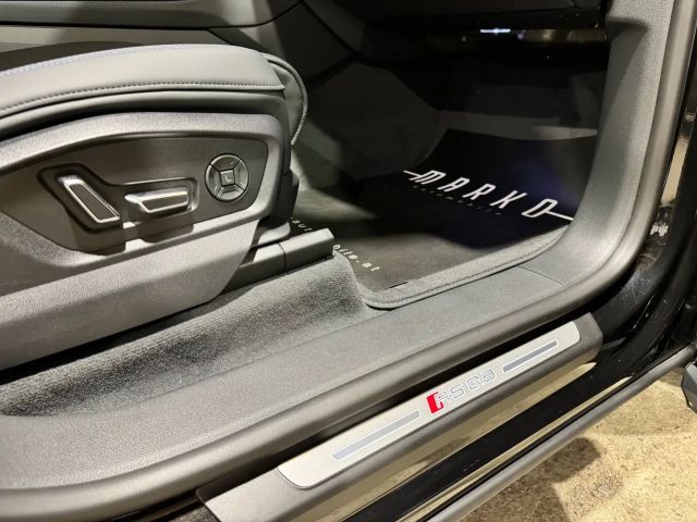 Audi RS Q8 4.0 TFSI Performance Quattro