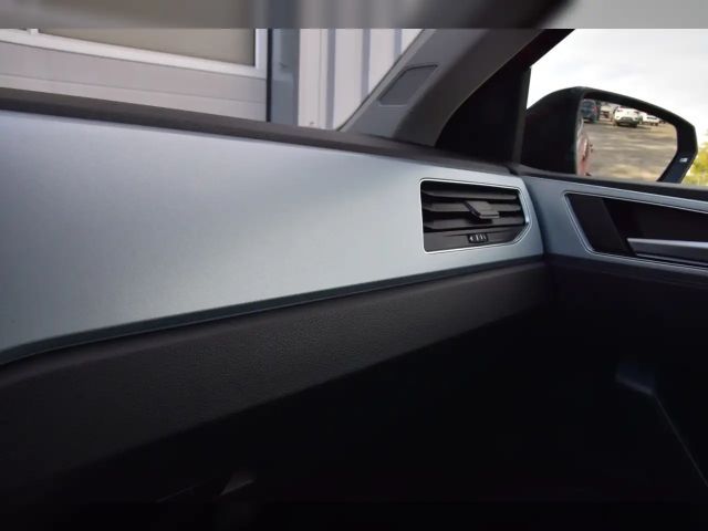 Volkswagen Polo TSI Goal LED - Navi