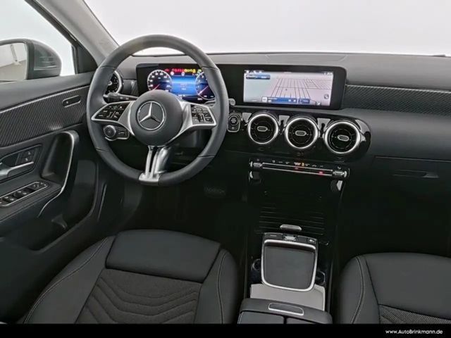 Mercedes-Benz A 180 A 180 ADVANCED/LED/KAMERA/WINTER-PAKET/SPURH. SHZ