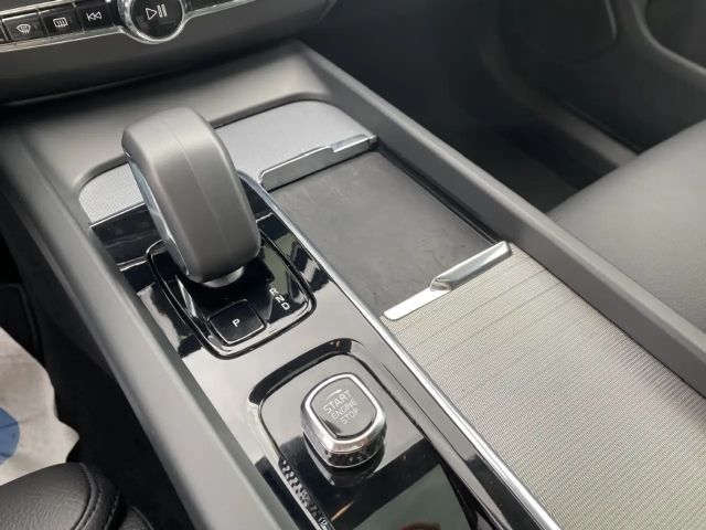 Volvo XC60 AWD Dark Ultimate