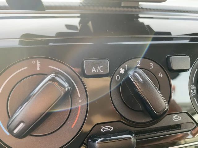 Volkswagen up! *Kamera*Klima*SHZ*PDC*Tempomat*Bluetooth*