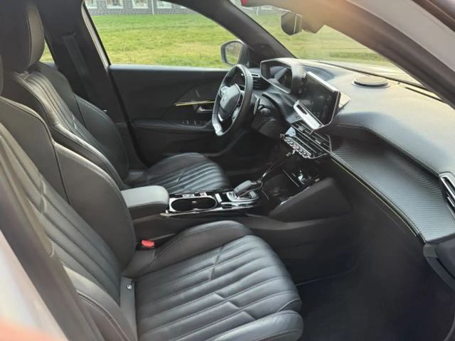 Peugeot 2008 EAT8 GT-Line PureTech