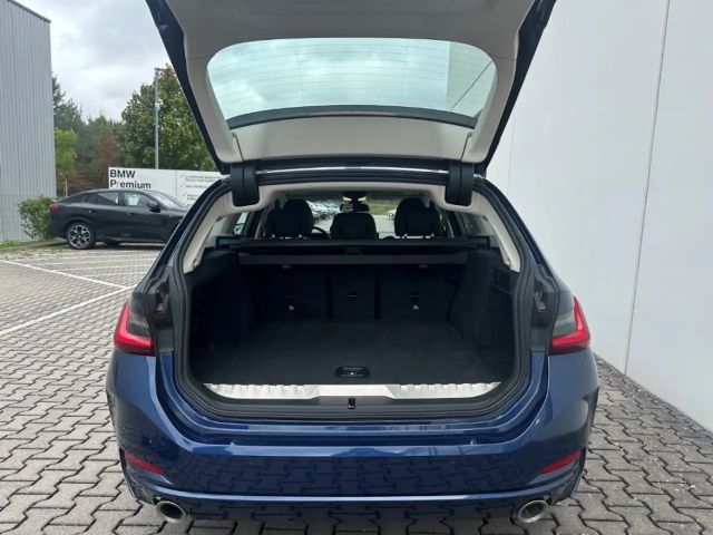BMW 330 330e Touring