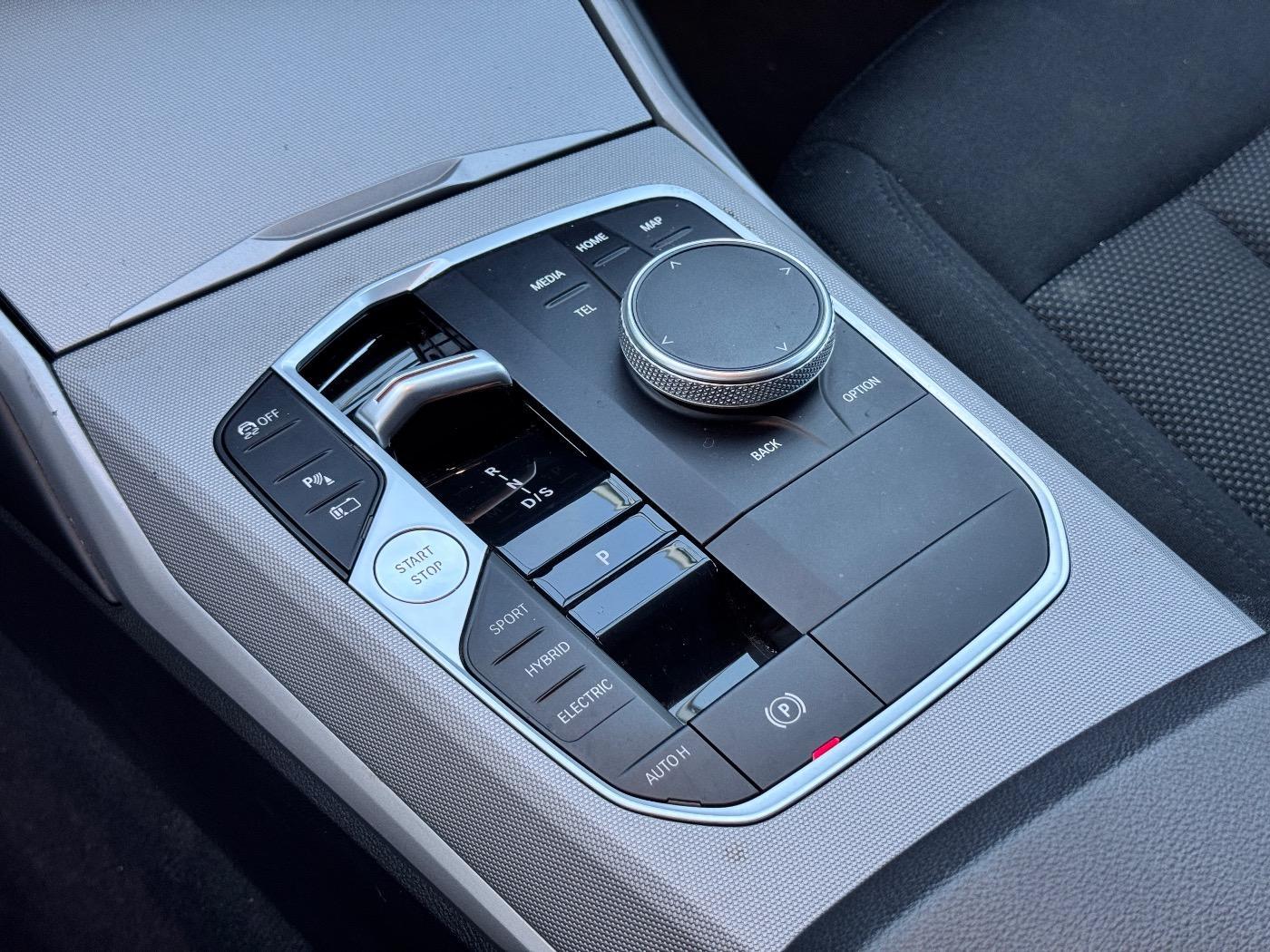 BMW 330 330e Touring xDrive