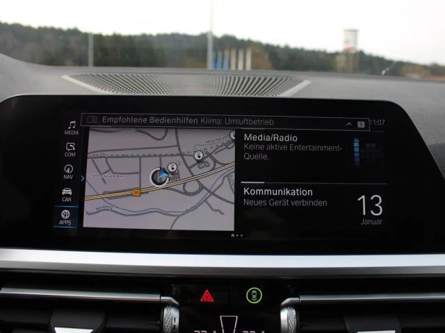 BMW 330 330e Touring xDrive