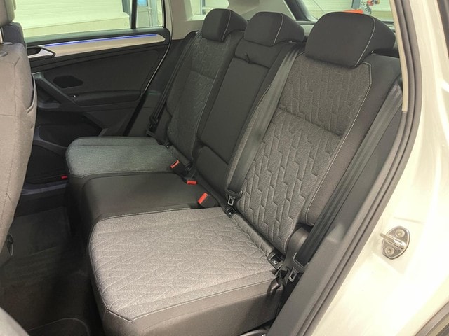 Volkswagen Tiguan Tiguan 1.5 TSI Move ACC+AHK+NAVI+KAMERA+LED