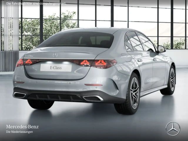 Mercedes-Benz E 220 AMG Line E 220 d Sedan