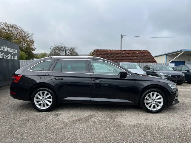 Skoda Superb PlugIn-Hybrid Style Style
