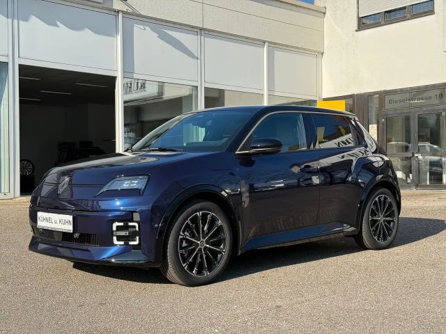 Renault 5 E-Tech Iconic