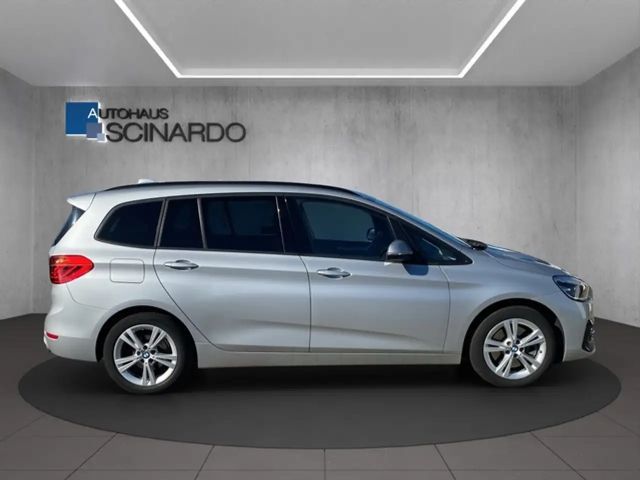 BMW 218 218d Gran Tourer Sport Line