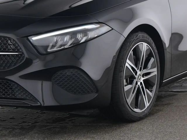 Mercedes-Benz A 200 Progressive