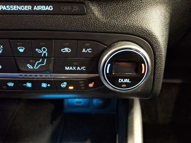 Ford Focus Cool & Connect EcoBoost