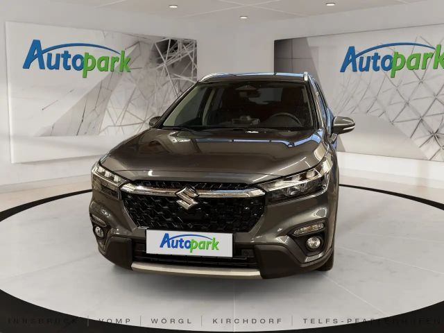 Suzuki S-Cross AllGrip Hybrid