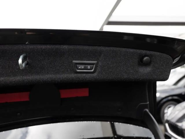 BMW 320 320d M-Sport Sedan