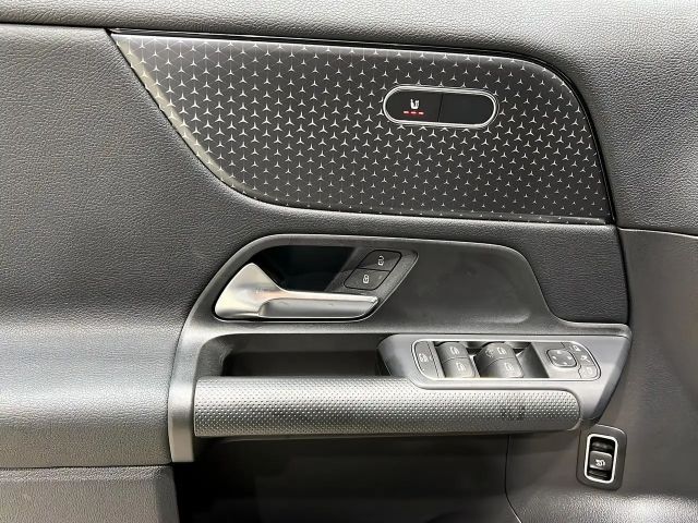 Mercedes-Benz GLA 200 MBUX+LED+EASYPACK+Kamera+AHK+Sitzheizung